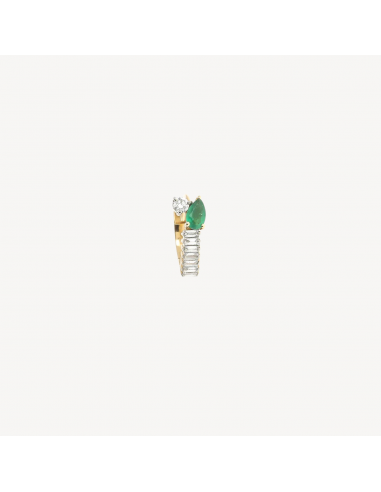 Pear Emerald and Baguette White Diamond Hoop Vous souhaitez 